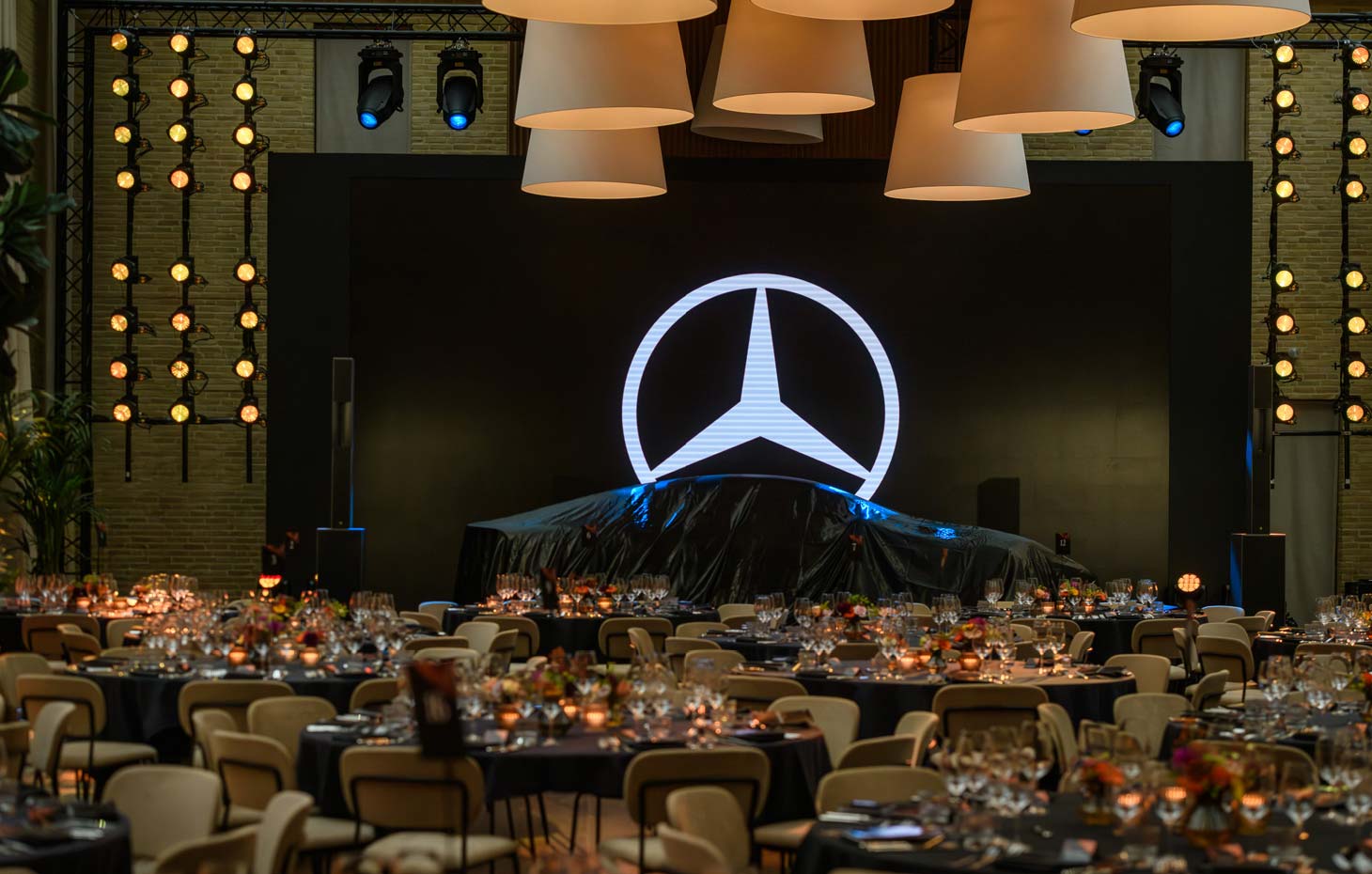 Mercedes-Maybach-Van-Oys-Maastricht-Retreat-Perfection Mercedes-Maybach-Van-Oys-Maastricht-Retreat-Perfection